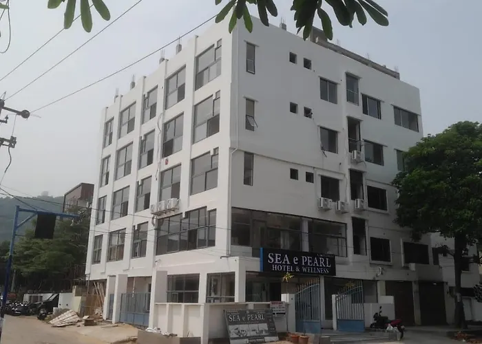 Seaepearl Hotel